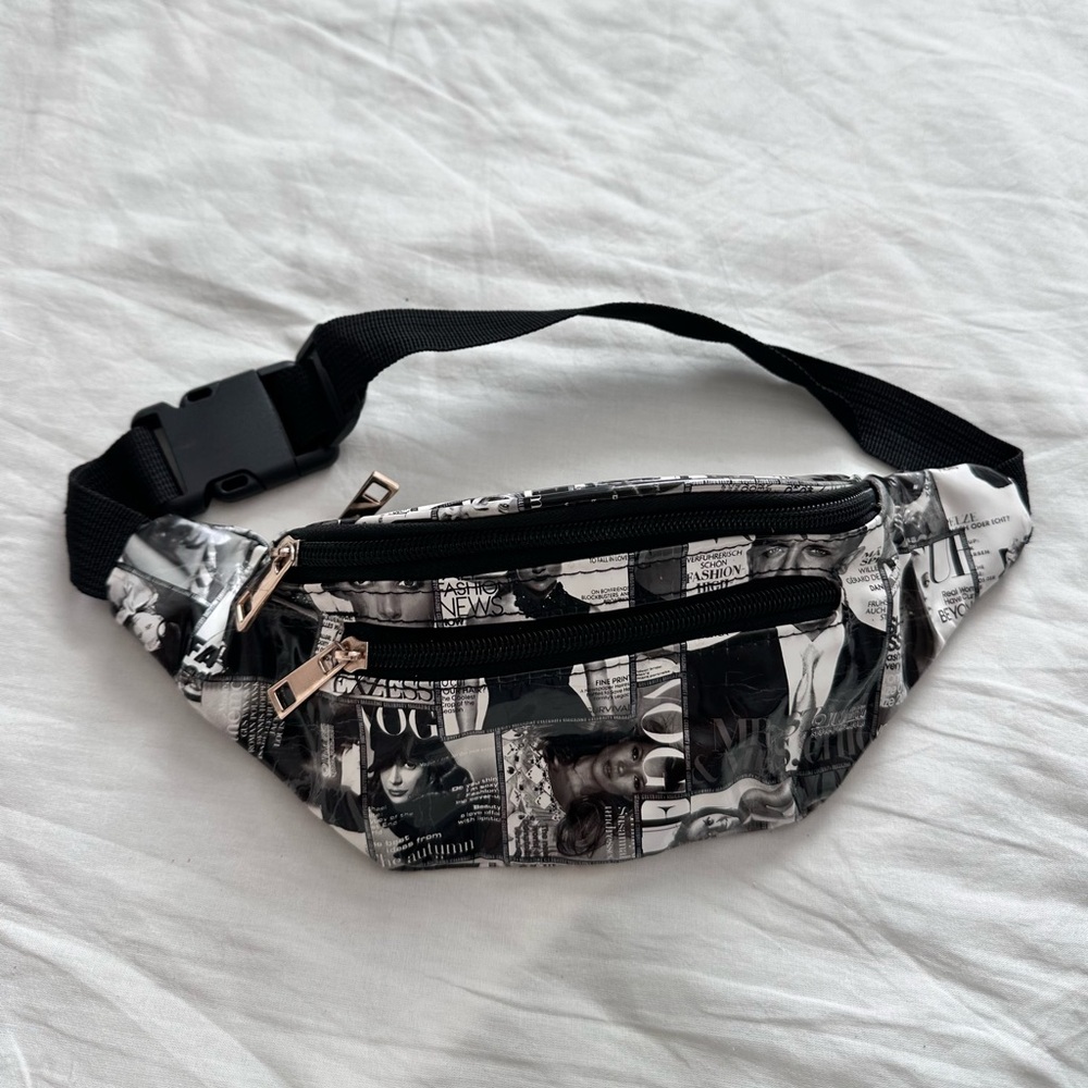 Black and White Graphic Print Belt Bag